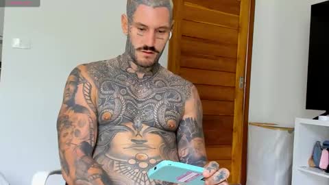 lucasexclusive online show from October 2025 07:27:02 AM