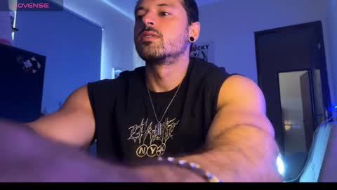 lucasfit24 online show from February 2026 02:38:02 PM