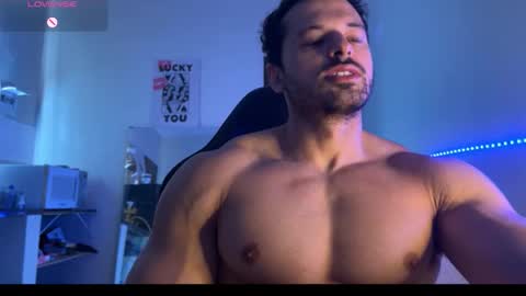 lucasfit24 online show from March 2026 03:03:02 PM