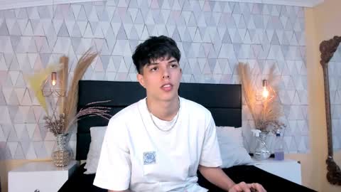 Lucasopry online show from April 2026 11:55:02 AM