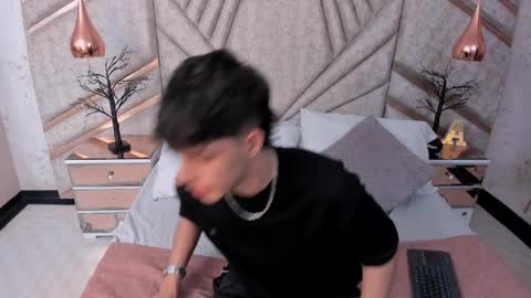 Lucasopry online show from April 2026 12:27:02 PM