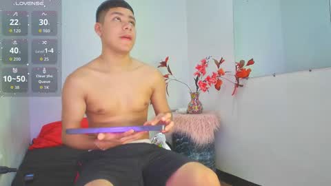 Snapshot of lucastorrez01 chatting on December 2025 03:56:01 AM LUCAS TORREZ online show from December 2025 03:56:01 AM