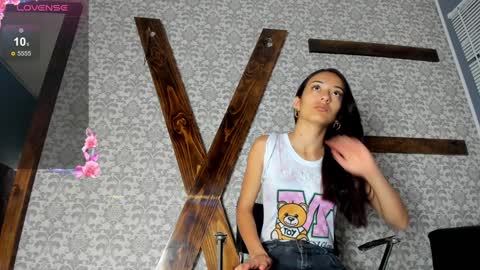 MIA HOT online show from January 2025 11:45:02 AM