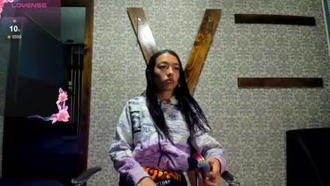 MIA HOT online show from February 2025 12:06:02 PM