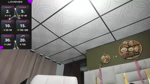 MIA HOT online show from January 2026 12:18:02 PM