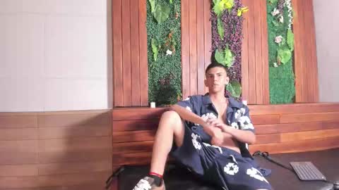 Lucca Moreti online show from March 2026 03:21:02 AM