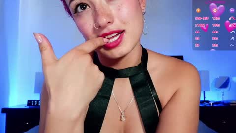 Luccy online show from April 2026 04:18:01 PM