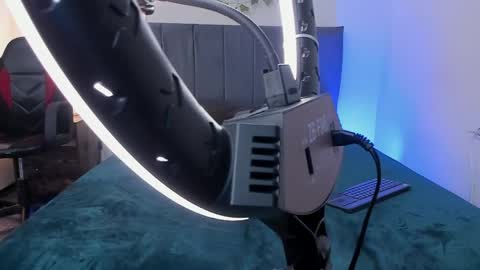 Lucero  online show from March 2026 03:32:01 AM