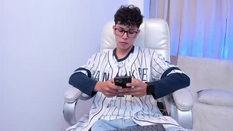 Lucho online show from April 2026 03:07:02 AM