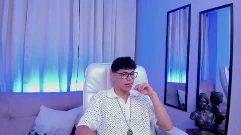 Lucho online show from April 2026 04:02:02 AM