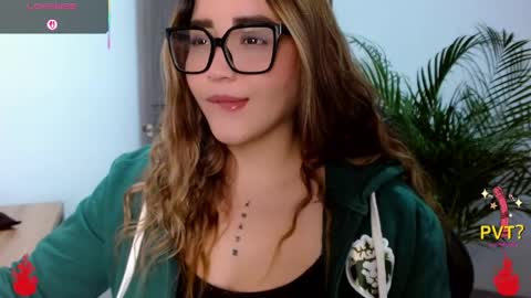 lucia star  online show from April 2026 05:51:01 PM