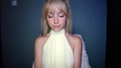 Lucy online show from September 2025 06:18:02 PM