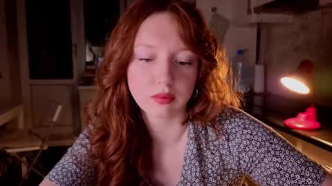 Lucia online show from November 2025 03:45:01 PM