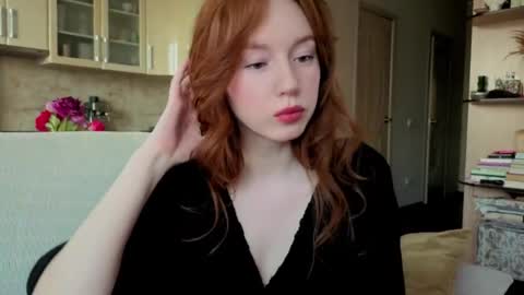 Lucia online show from April 2026 04:10:02 PM