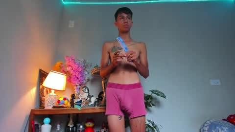 Snapshot of lucian_davii chatting on June 2026 12:53:02 PM Pirulo online show from June 2026 12:53:02 PM
