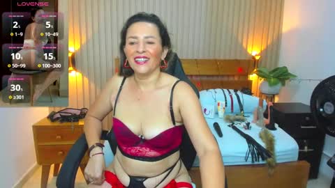 Luciana online show from December 2024 01:00:02 PM