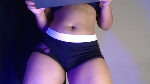 Snapshot of luciana_keating chatting on December 2024 04:39:01 PM luciana online show from December 2024 04:39:01 PM