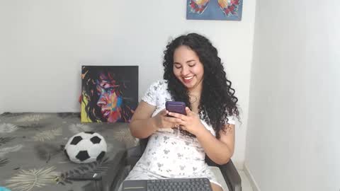 Snapshot of luciana_keating chatting on September 2025 06:42:02 PM luciana online show from September 2025 06:42:02 PM