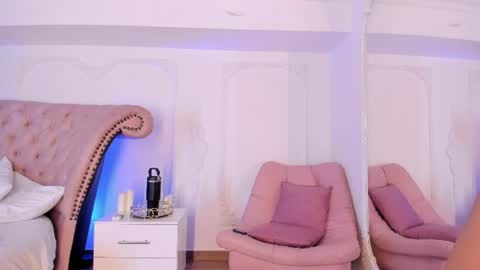 Snapshot of luciana_roa chatting on June 2026 08:43:02 PM Luciana online show from June 2026 08:43:02 PM