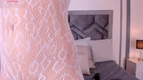 Snapshot of lucianacohelo chatting on September 2025 01:22:02 PM online show from September 2025 01:22:02 PM