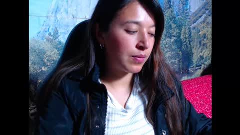 Lucy online show from October 2025 07:40:01 PM