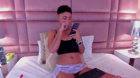  lucia wallace  online show from March 2025 11:27:01 PM