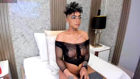 Snapshot of luciawallace chatting on March 2026 11:01:01 PM lucia wallace online show from March 2026 11:01:01 PM