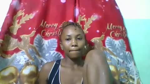 lucie196645 online show from May 2026 06:37:01 PM