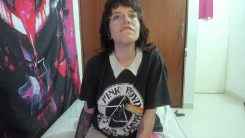 camila online show from December 2025 05:30:01 PM