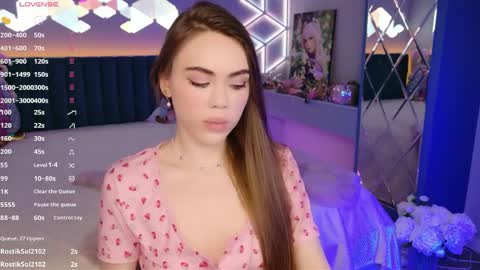 Snapshot of lucifiella chatting on May 2026 07:09:02 PM MimiFors online show from May 2026 07:09:02 PM
