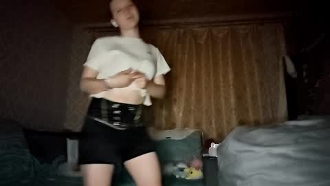 Monika online show from October 2025 10:21:02 PM