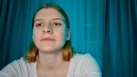 Monika online show from November 2025 07:47:02 PM