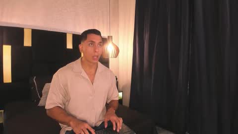 Snapshot of lucio__fox chatting on February 2026 11:59:01 AM Lucio online show from February 2026 11:59:01 AM