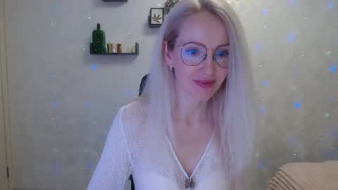 Arina online show from March 2026 06:11:02 PM