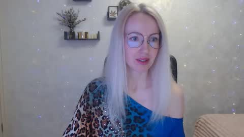 Arina online show from April 2026 04:59:01 PM