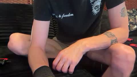 Snapshot of lucky_bme chatting on March 2026 06:03:01 AM lucky_bme online show from March 2026 06:03:01 AM