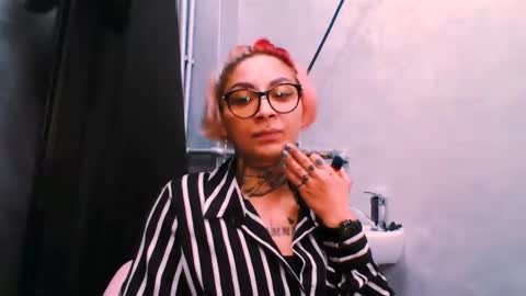 Snapshot of lucky_denizz chatting on November 2025 08:59:02 AM lucky_denizz online show from November 2025 08:59:02 AM