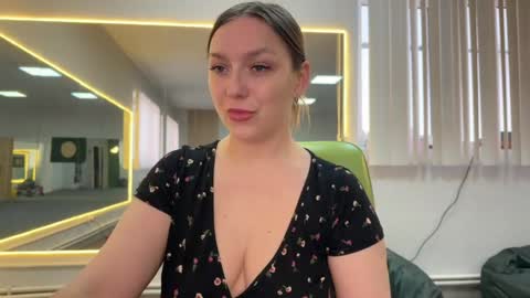 Snapshot of lucky_foryou_baby chatting on April 2026 09:35:02 AM lucky_foryou_baby online show from April 2026 09:35:02 AM