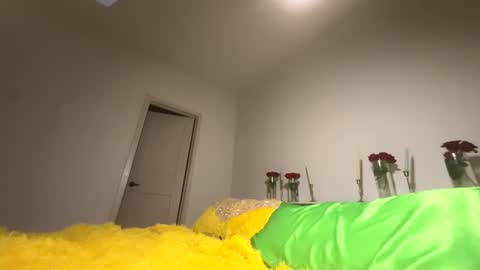 lucky_g3ld online show from May 2026 03:37:02 AM