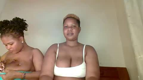 Snapshot of lucky_joy chatting on April 2026 01:37:01 AM Lucky joy online show from April 2026 01:37:01 AM