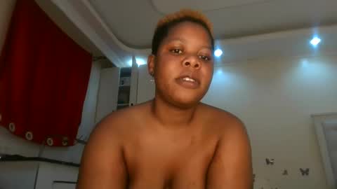 Snapshot of lucky_joy chatting on May 2026 10:06:01 PM Lucky joy online show from May 2026 10:06:01 PM
