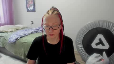 lucky_licky20 online show from February 2025 04:26:01 AM
