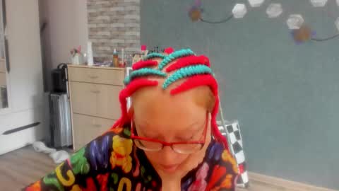 lucky_licky20 online show from September 2025 02:44:01 AM