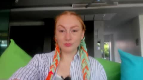 lucky_licky20 online show from October 2025 03:17:01 AM