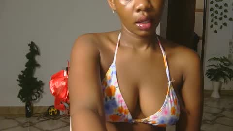 lucky_n_shyshy online show from November 2025 09:52:02 AM