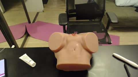 Iron Jhon online show from November 2025 04:38:02 PM