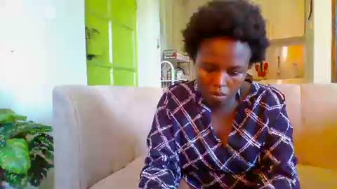 Crisiah online show from October 2025 09:15:01 AM