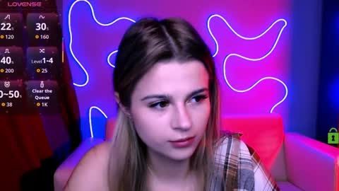 Mila Sweetheart online show from March 2026 07:36:02 PM