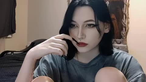 Snapshot of luckybastrad0677 chatting on June 2026 11:18:01 PM luckybastrad0677 online show from June 2026 11:18:01 PM