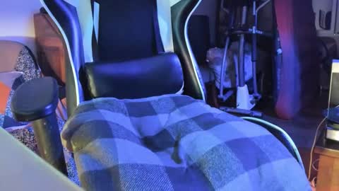 Lucky online show from December 2025 06:26:02 PM